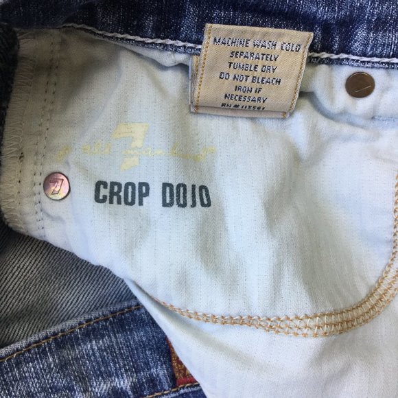 7 For All Mankind Crop Dojo Jean 28 - Picture 8 of 8